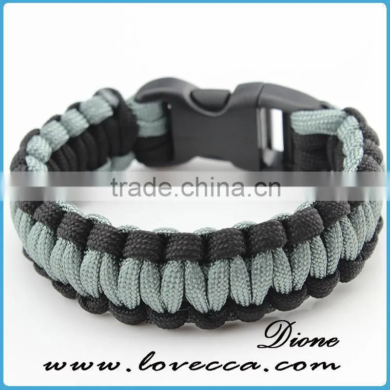 Different paracord bracelets waves style outdoor Army firestarter bangles