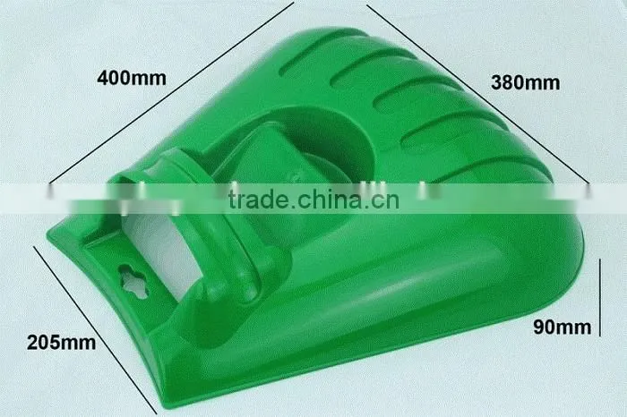 Poly garden and Yard leaf scoops hand leaf rake claws quick removal of grass or leaves