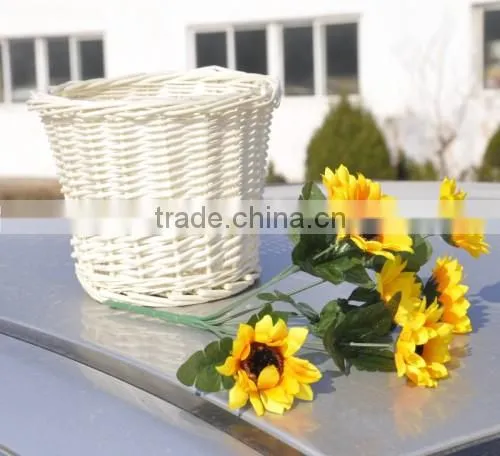 Wholesale White Wicker flower basket From Manufacturer