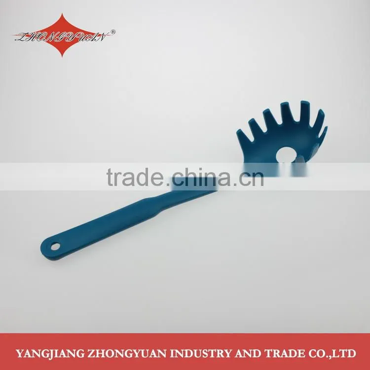 FDA LFGB grade Manufacturer bonny kitchen utensil of skimmer
