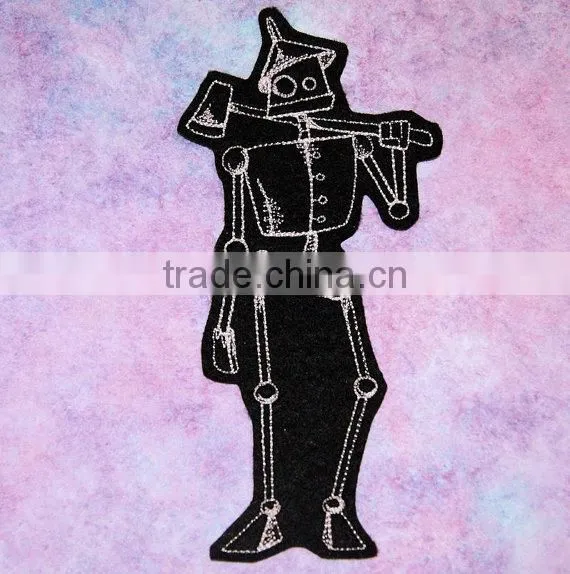 Custom high quality embroidered creative skulls couples patch for clothes embroidery patch made in china choose size/color