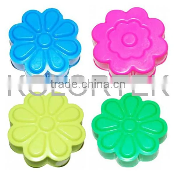 Cold and hot process soap making pigments, soap making pigments