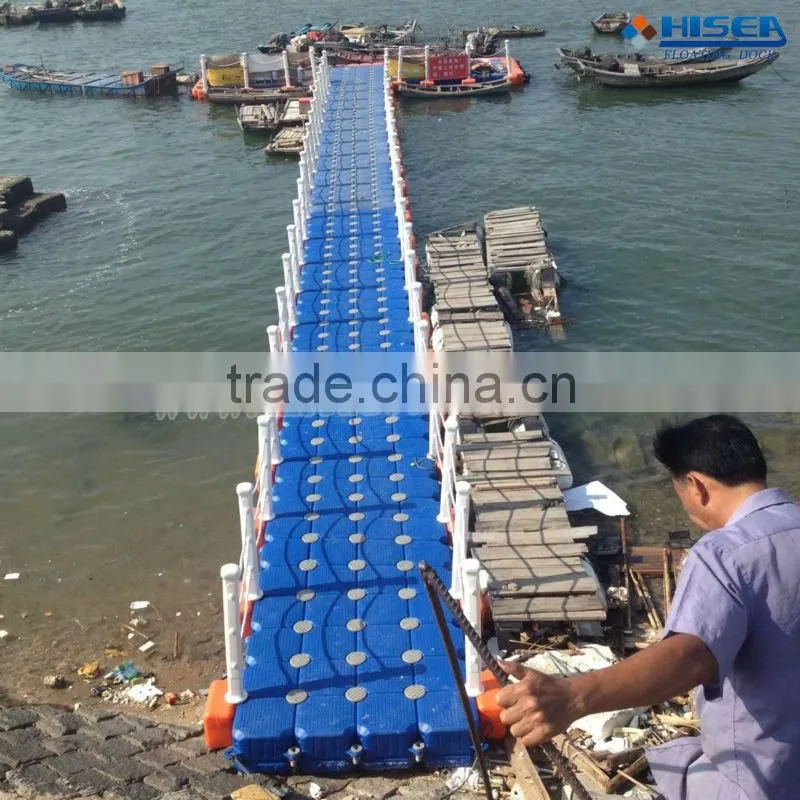 Plastic floating pontoon walkways