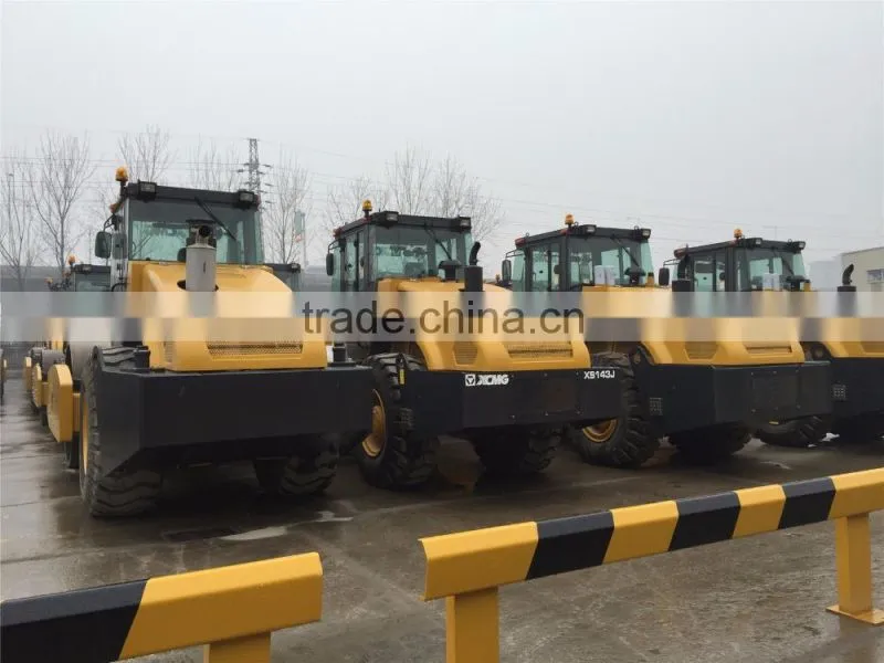 XCMG vibratory compactor road roller for sale XS143J