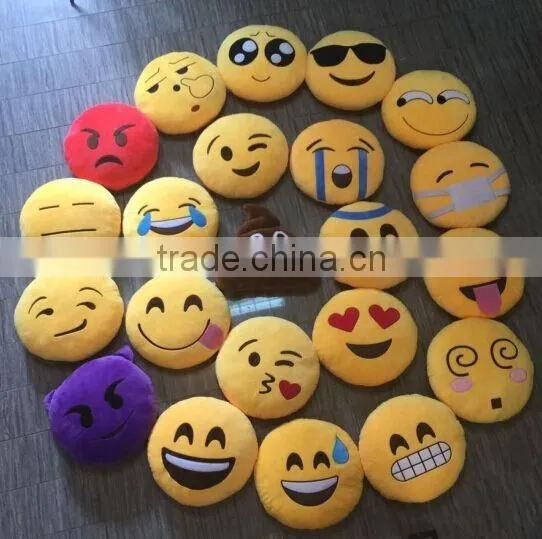 2015 best selling high quality stuffed soft plush lovely emoji toys