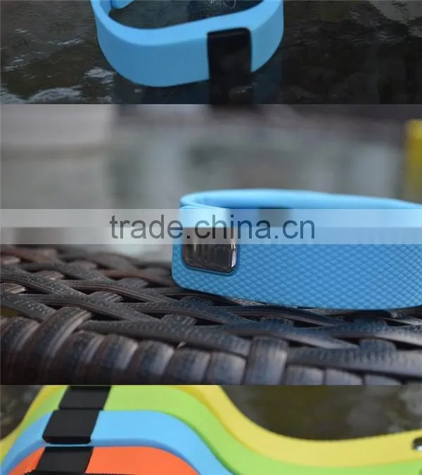 A button the TW64 smart bluetooth bracelet