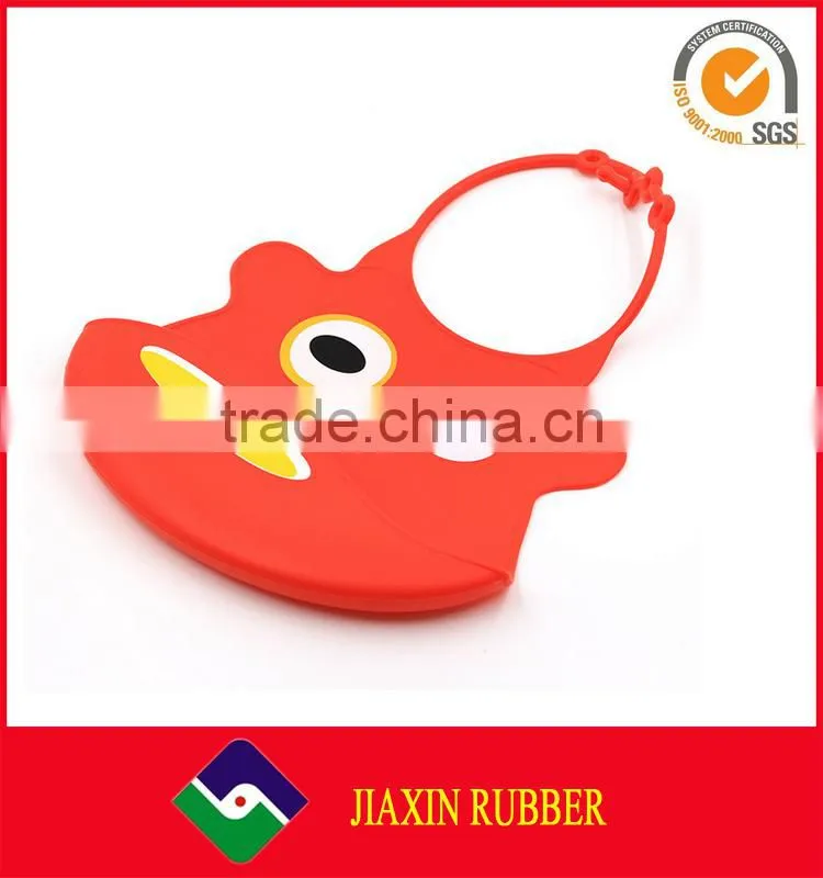 Popular Triangle FDA silicone baby bib custom