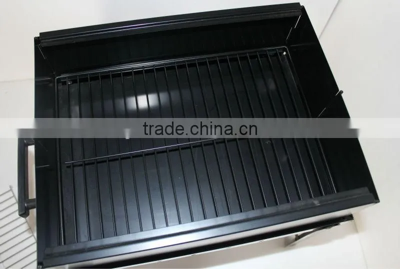 folding charcoal grill for 6 people, camping tool ,outdoor BBQ grill