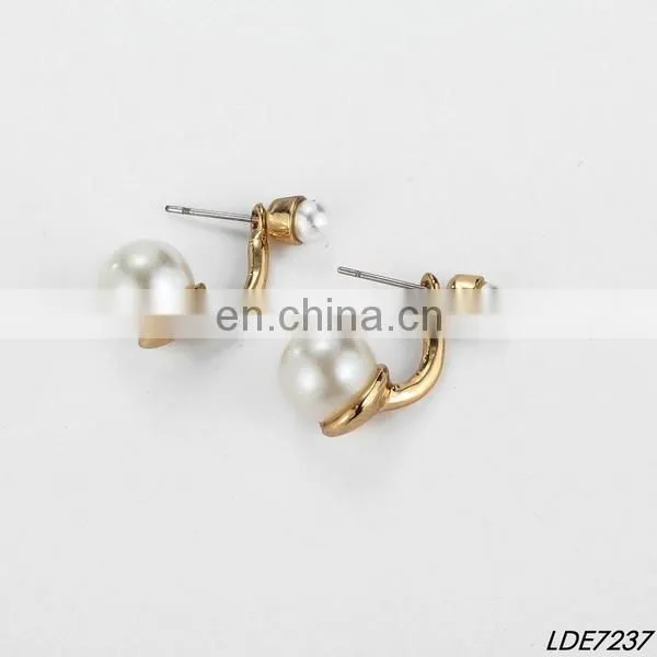 Tiny hook stone Earrings
