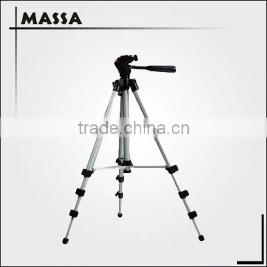 Professional camera tripod