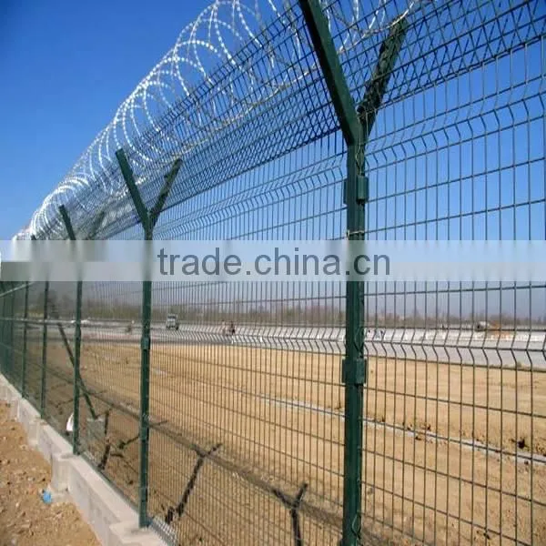 Razor Barbed Wire Mesh Fence