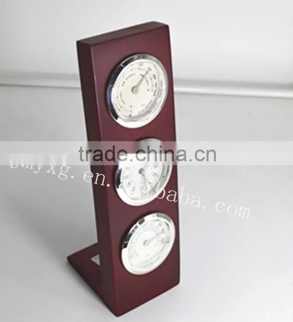 New unusual practical wood desktop clock with temperature and humidity