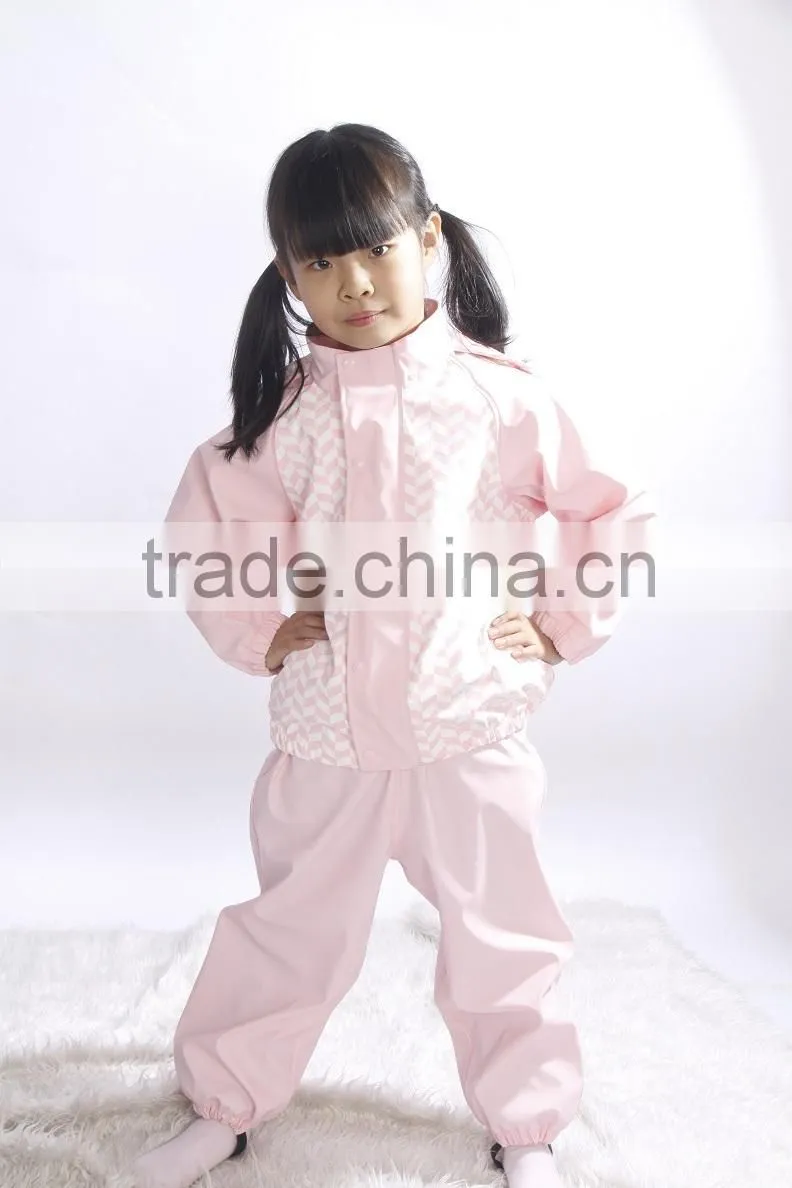 2015 ODM new fashion design kids pu rainwear