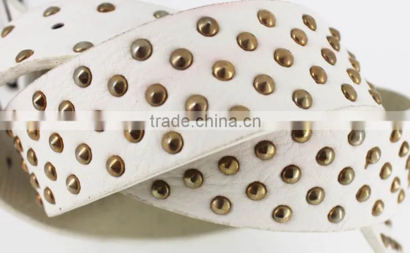 Women's fashion studded belt accessories with embossed buckles in yiwu