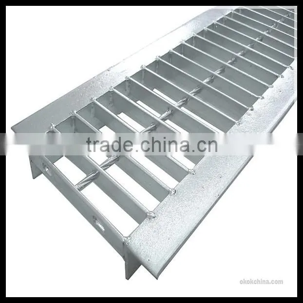 light duty gully gratings in Mass transportation, subways, playground, industrial areas, parks and high way Manufacturer ISO9001