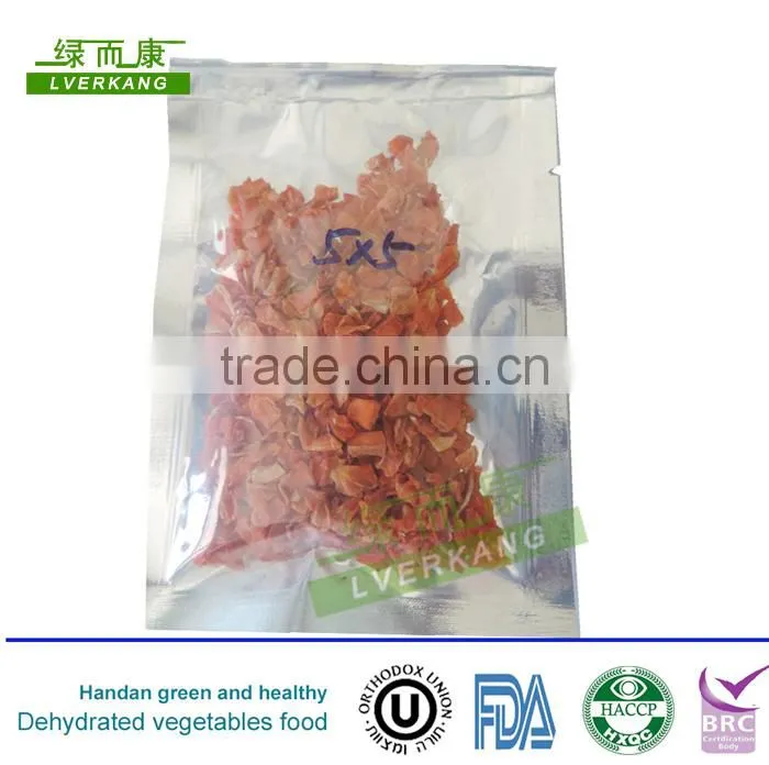 2014 NEW Natural red color 5*5mm dehydrated carrot from China
