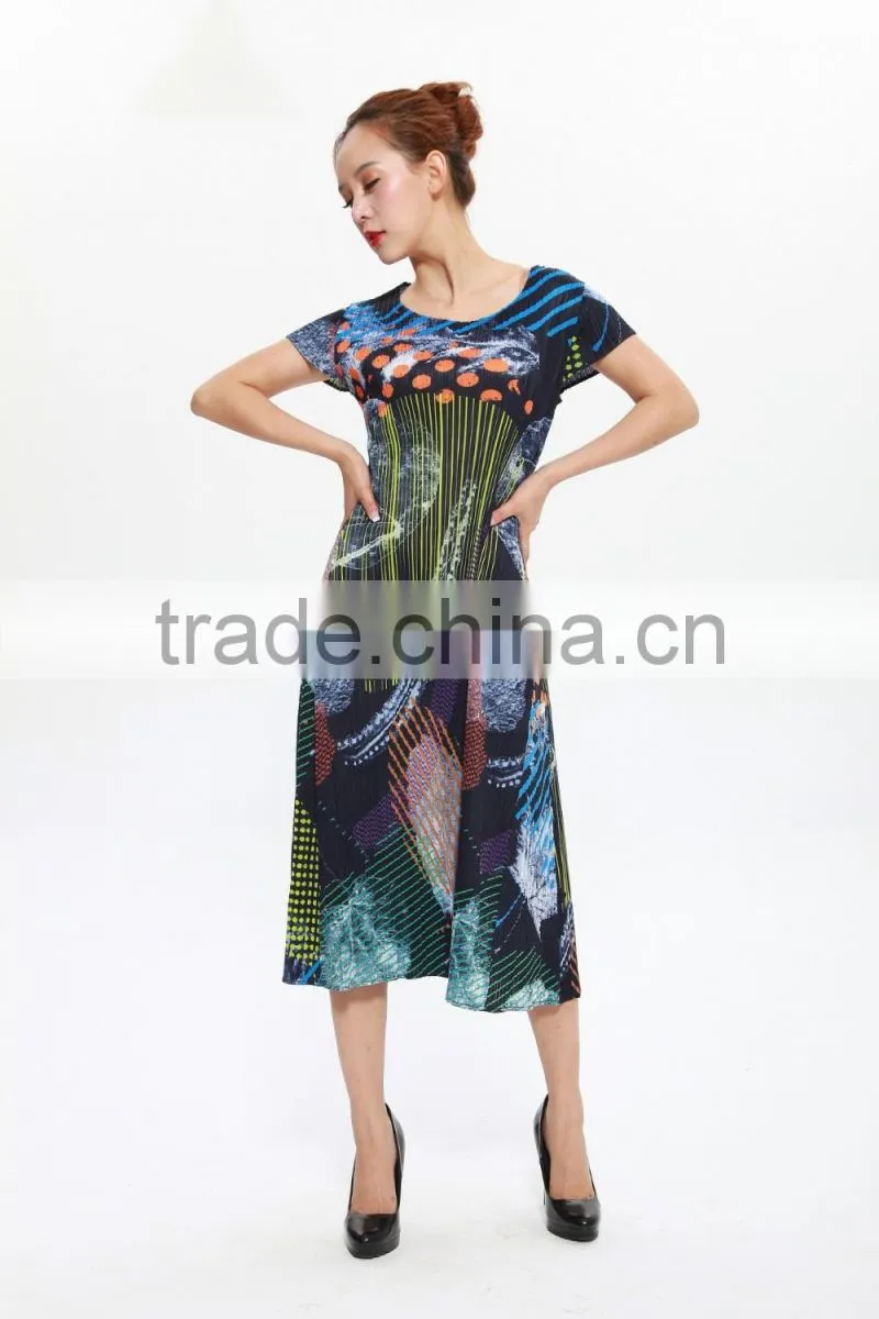 Wholesale chromatic wrinkle clothing slimming A-line dress for lady