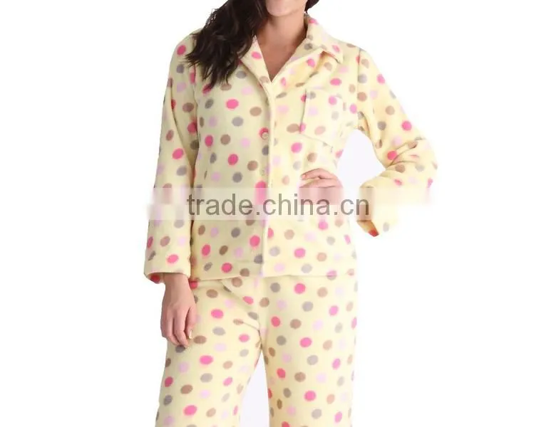 2014 fashion garment wholesale spotty women pajama suits