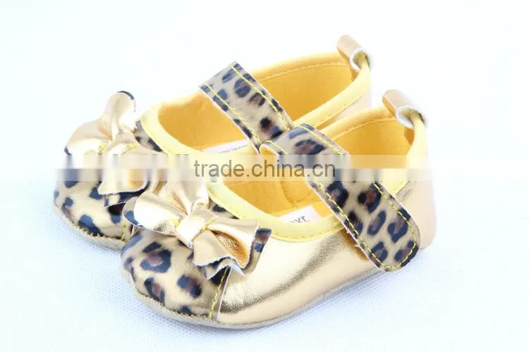 2014 fashion new arrival baby girls leopard leather shoe brand new baby girls leather shoes