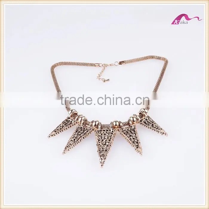 Wholesale Fashion Jewelry Necklace Women Chunky Statement Necklace