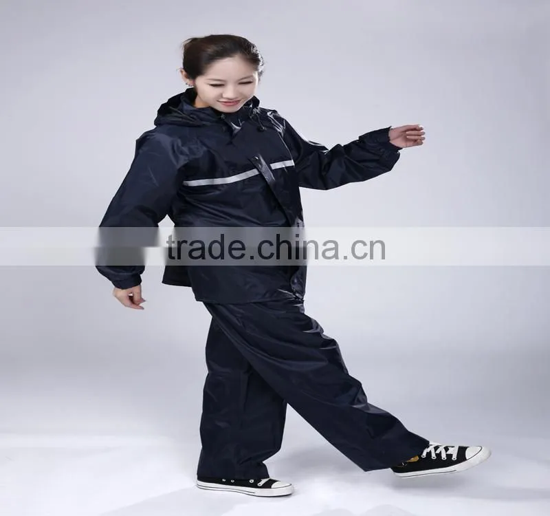 YANLI 100%waterproof,190T polyester fabric adults raincoat reflective stpire raincoats
