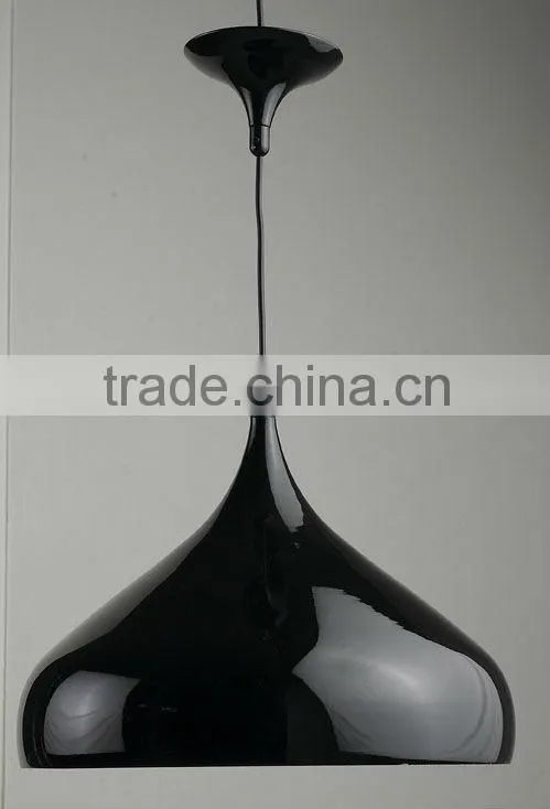 metal pendant lamp