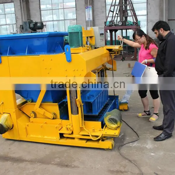 WT6-30 mobile hollow brick making machine