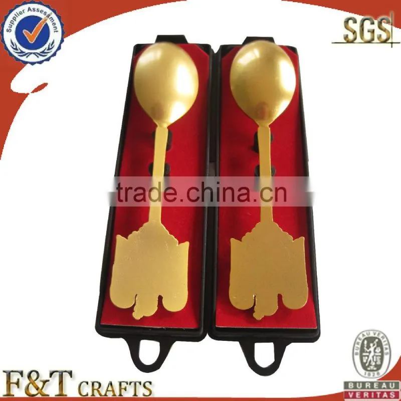 Zinc alloy high quality pearl gold soft enamel spoon/metalspoon