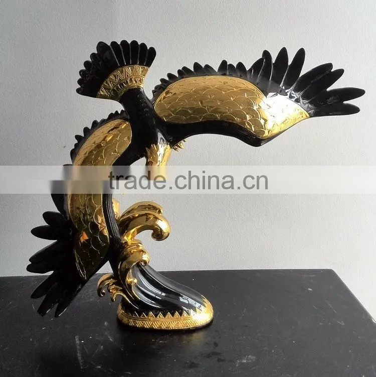 Resin bird statue decoration