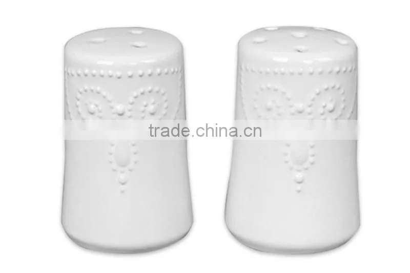 Use In Restaurant & Home Set Of Ceramic colorful Salt Pepper Shaker