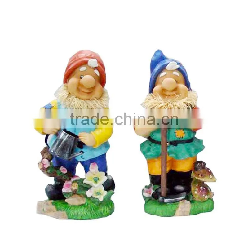 Polyresin garden gnomes