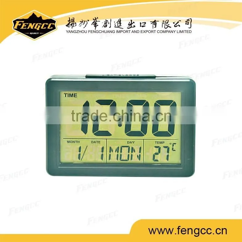 2016 fashionable stylish mini digital cube alarm clock for desktop