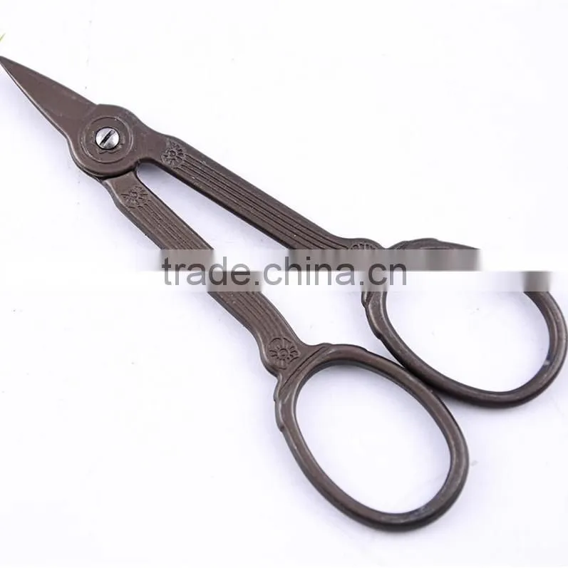 Vintage Sewing Tools Bronze Thread Scissors Fancy Embroidery Scissors