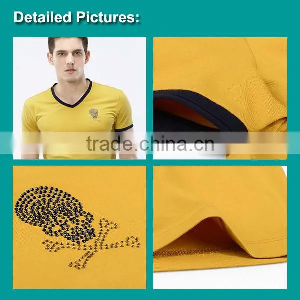 Top Men Fashion New Design Contrast Color Trimming T Shirt with Hotfix Rhinestone Skull Design