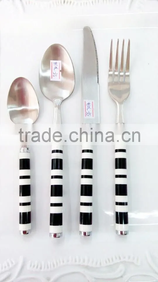 Colorful Plastic Handle Stainless Steel Cutlery set
