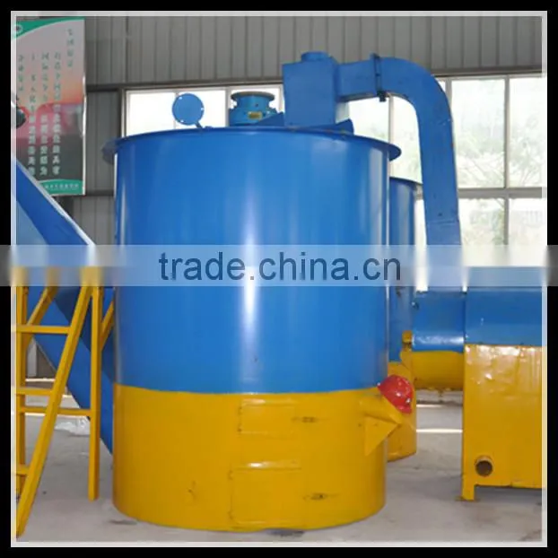 Plastic heating tank