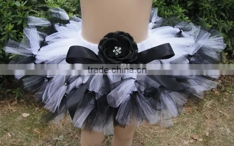 Hot sale baby handmade pettiskirts hand weave pettiskirts tutu dress with flower design