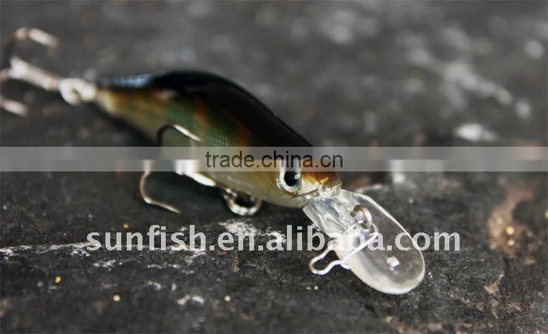suspending fishing lure