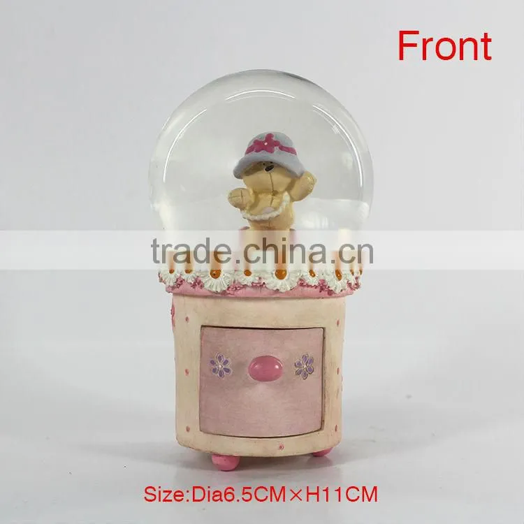 Resin souvenir snowflake snow globe