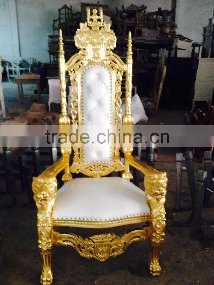 wedding stage bride and groom king and queen chairs