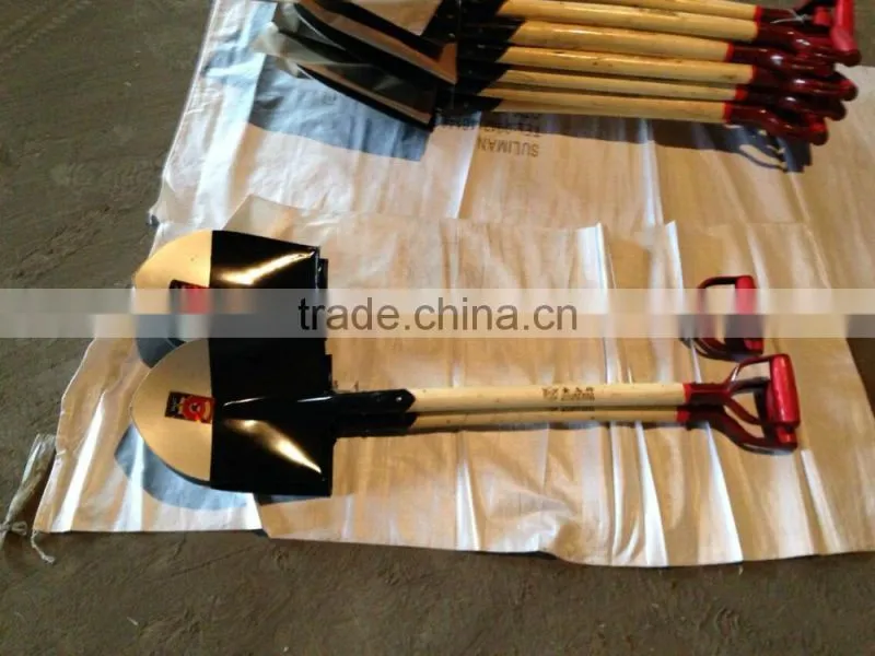 wooden handle steel shovel S501D