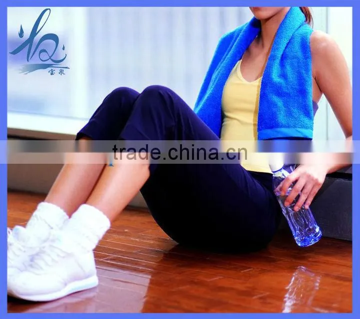 Super absorbent and handy sport sweat towel