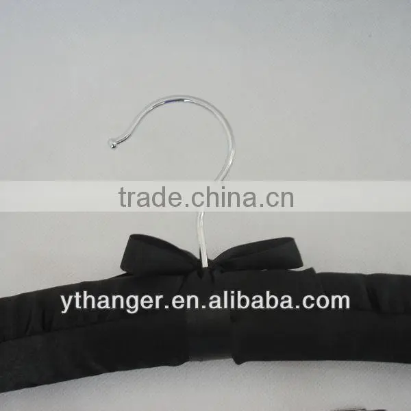 ST24 wood foam dress hanger satin padded hangers