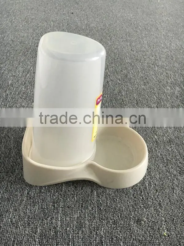 Pet Water Bowl Drinking Fountain Dispenser for Dogs and Cats