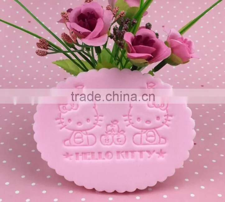 Latex-free sponge large round facial powder puff