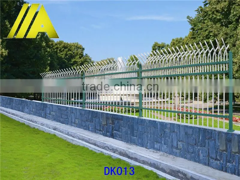 YT-003 Water proof wrought iron fence Ornamental prefab fence panels