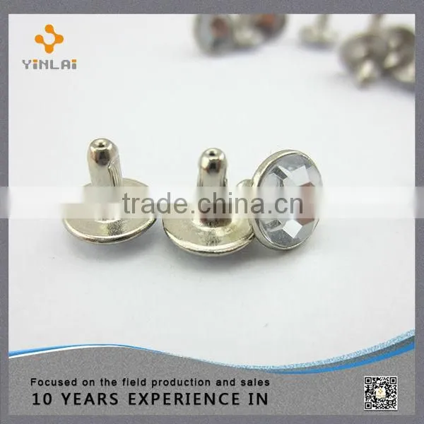 Fashion crystal rivet for garment