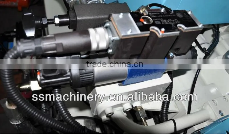 Servo motor small injection moulding machine