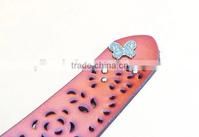 Woman Fashion Genuine leather ladies leather belt with Rivets