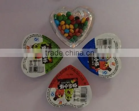 heart shape colorful crispy chocolate beans candy stweets